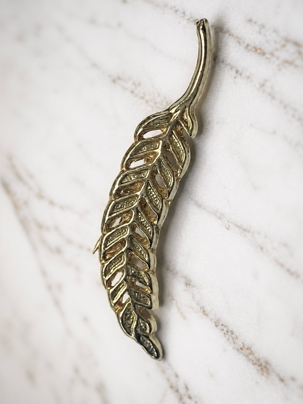 Feather Leaf Pin Brooch Costume Jewelry Taiwan Gold Tone Vintage Jewelry